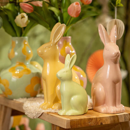 Zaļš keramikas Lieldienu zaķis – 25 cm