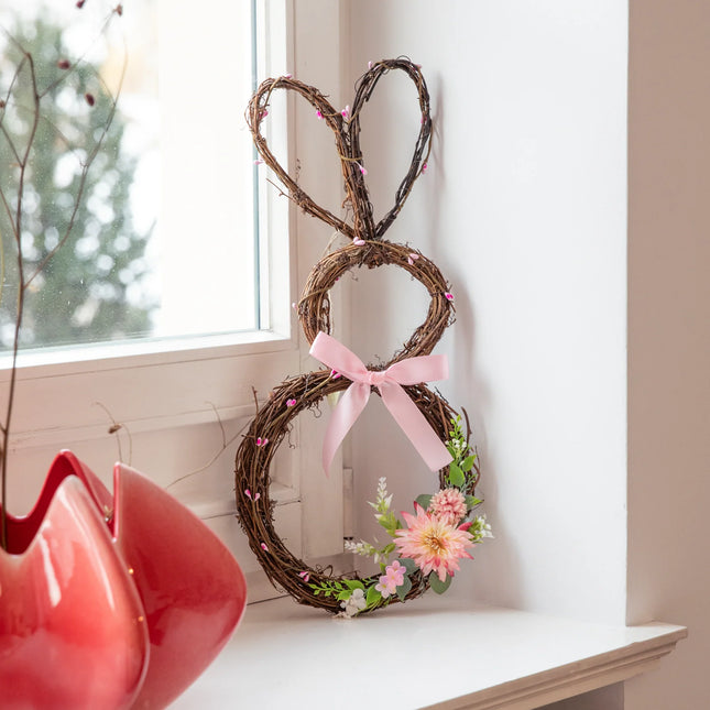 Lieldienu dekoratīvais vainags “Zaķis” ar ziediem – 54 cm