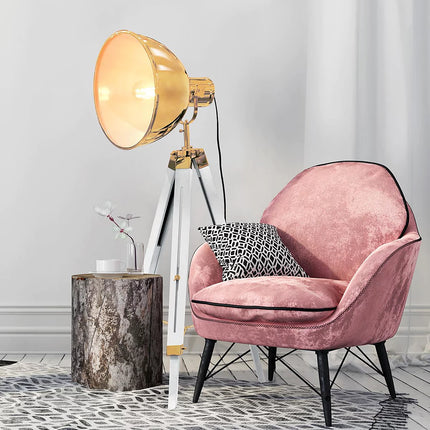 Industriālā grīdas lampa ar trijkāju – regulējams augstums