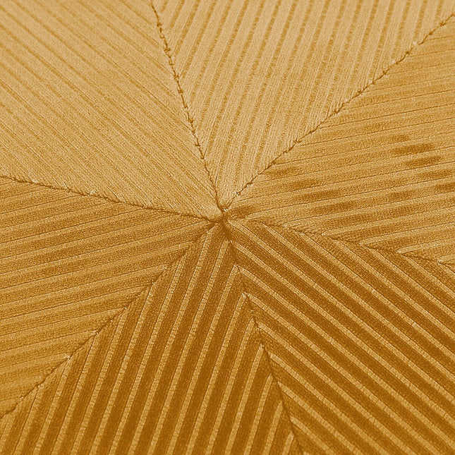 Velūra pufs Giula – silts akcents modernam interjeram