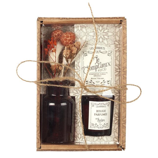 Aromātiska svece ar sausiem ziediem