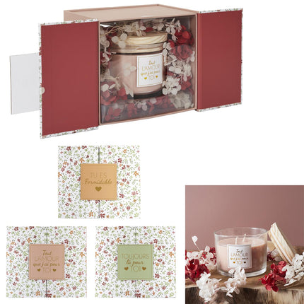 Aromātiskās sveces dāvanu komplekts “Tout l’Amour” – ar ziedu dekoru un koka vāciņu