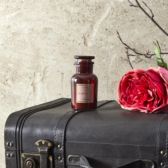 Aromātiskā svece “L’Apothicaire” – vintage stikla pudelīte (11 cm)