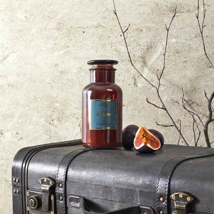 Aromātiskā svece “L’Apothicaire” – vintage stikla pudelīte (16.5 cm)