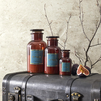 Aromātiskā svece “L’Apothicaire” – vintage stikla pudelīte (16.5 cm)