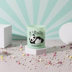 Aromātiskā svece “J’suis formidable.” (Panda) ar rotiņu komplektā