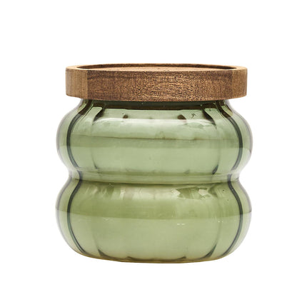 Aromātiskā svece ar koka vāciņu