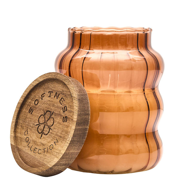 Aromātiskā svece ar koka vāciņu