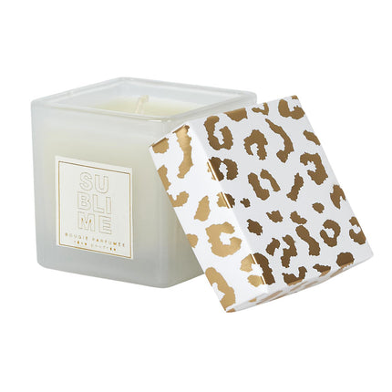 Aromātiskā svece “Leopard” kvadrātveida 5 cm – Sandalkoks, Pūderīgs aromāts & Dzintars
