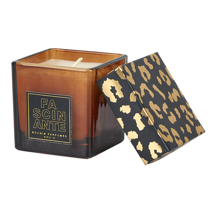 Aromātiskā svece “Leopard” kvadrātveida 5 cm – Sandalkoks, Pūderīgs aromāts & Dzintars