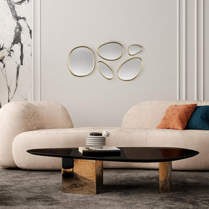 Dekoratīvo spoguļu komplekts ar zelta rāmi