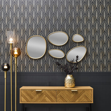 Dekoratīvo spoguļu komplekts ar zelta rāmi