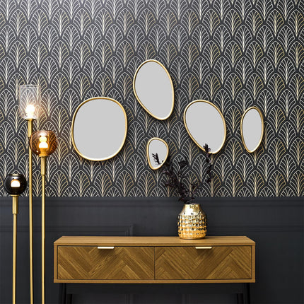 Dekoratīvo spoguļu komplekts ar zelta rāmi