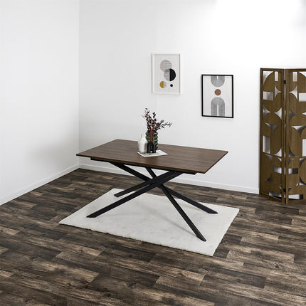 Izvelkams pusdienu galds  ar metāla kājām