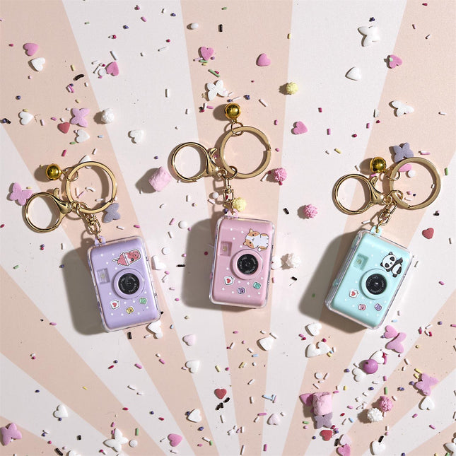 Kawaii fotoaparātiņa piekariņš ar gaismas un skaņas efektu