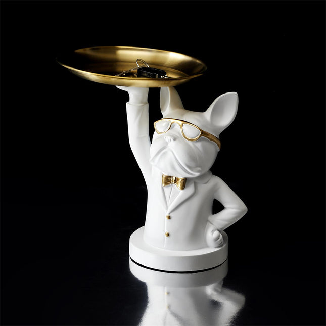 Buldogs ar zelta paplāti