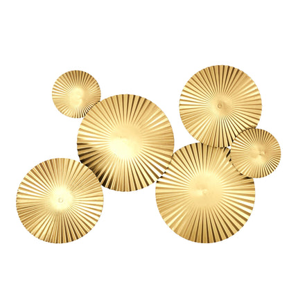 Zelta sienas dekors no metāla