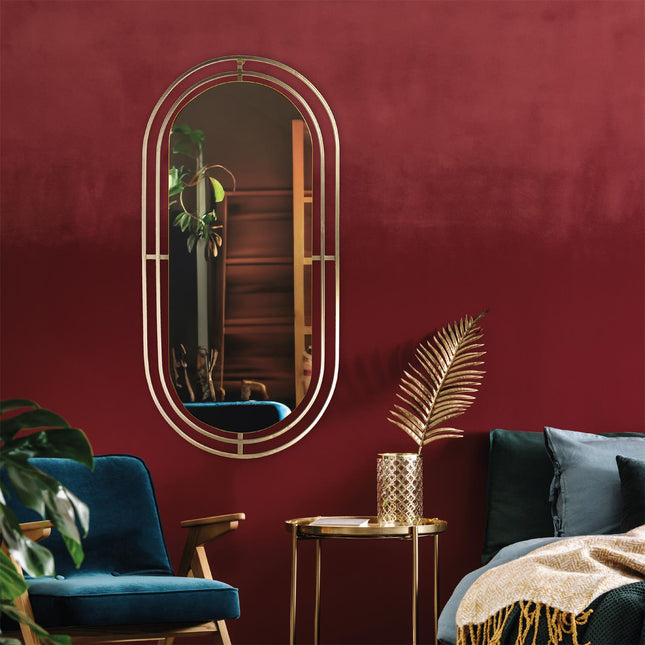 Ovālais sienas spogulis ar zelta metāla rāmi