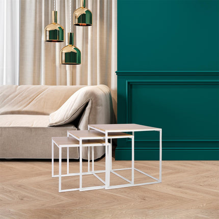 Komplekts ar 3 galdiņiem