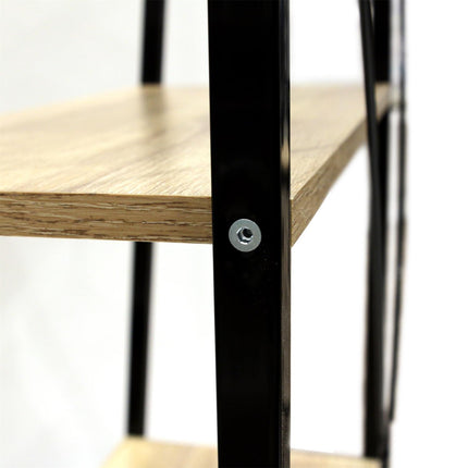 KOKA UN METĀLA PLAUKTS