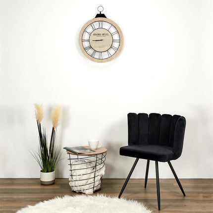 Velveta krēsls ar metāla kājām