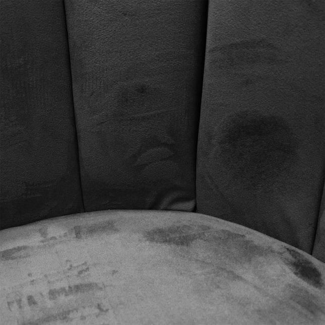 Velveta krēsls ar metāla kājām