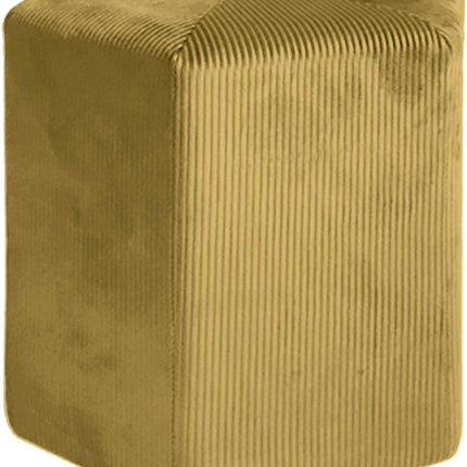 Velūra pufs Giula – silts akcents modernam interjeram