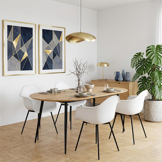 Ovāls izvelkamais ēdamgalds ar ozola toņa MDF virsmu un melnām metāla kājām, 120–160 cm