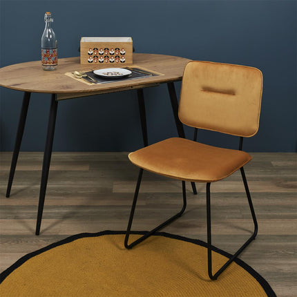 Ovāls izvelkamais pusdienu galds (120–160 cm)