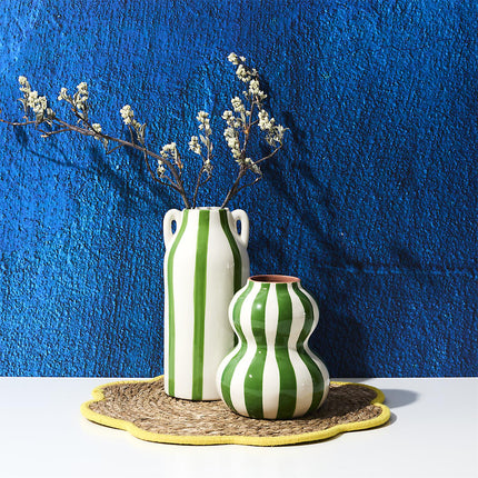 Dolce Vita keramikas vāze ar svītrām – H22,5 cm, 4 krāsas