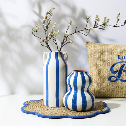 Dolce Vita keramikas vāze ar svītrām – H22,5 cm, 4 krāsas