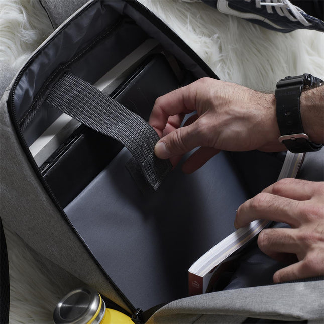 Viedā mugursoma ar USB uzlādes pieslēgvietu