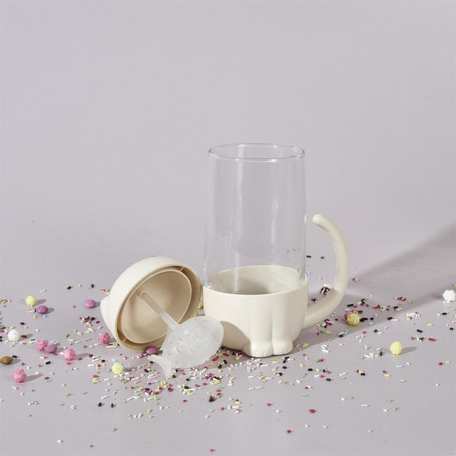 Tējas krūze ar kaķa dizainu