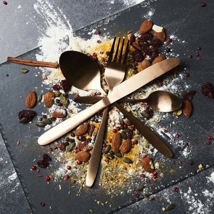 Galda piederumu komplekts – 16 daļas, vara tonī