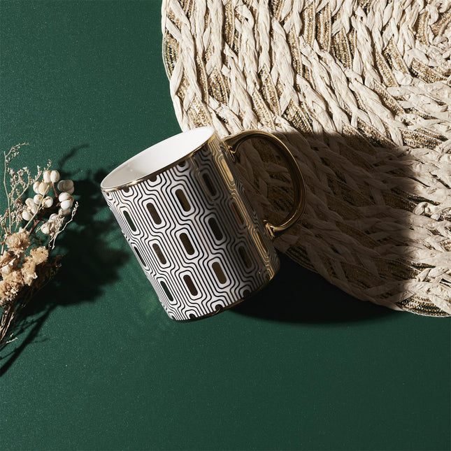 Keramikas krūze ar zelta rakstu – 300 ml