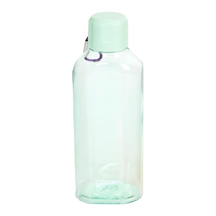 Plastmasas ūdens pudele ar karabīni – 700ml