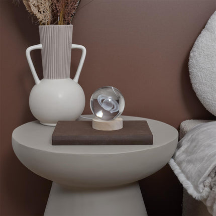 Stikla kristāla bumbiņa ar krāsu mainošu LED apgaismojumu