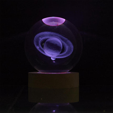 Stikla kristāla bumbiņa ar krāsu mainošu LED apgaismojumu