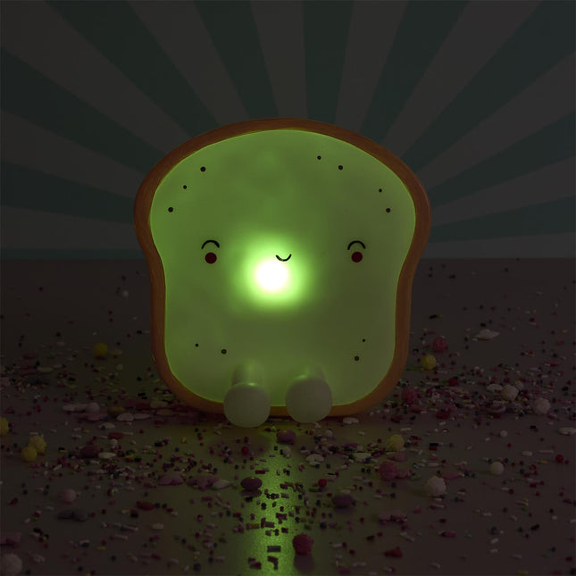 Naktslampiņa “Kawaii Toast” ar krāsu maiņu – mīksta un spaidāma
