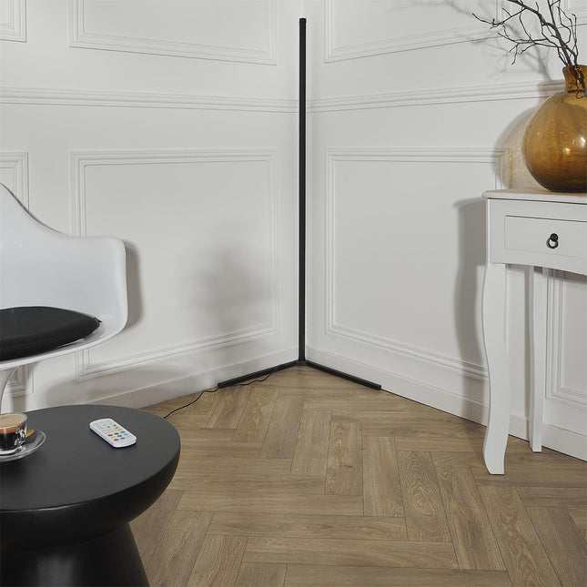 LED stāvlampa  ar tālvadību (142 cm)