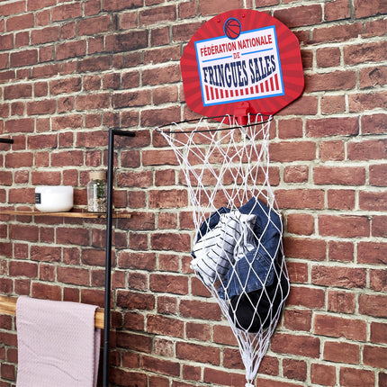 Basketbola grozs netīrajai veļai