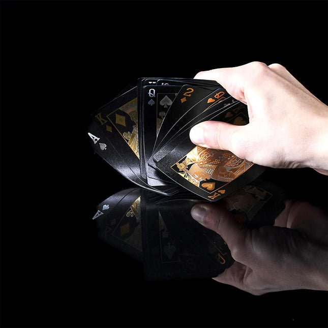 Zelta un melnas spēļu kārtis “Casino Edition” – 54 kārtis