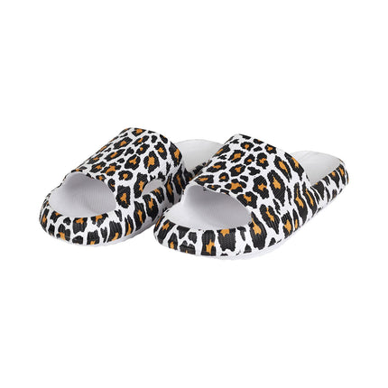 Sieviešu pludmales čības ar leoparda rakstu Pieejamas divās krāsās un izmēros 36–41