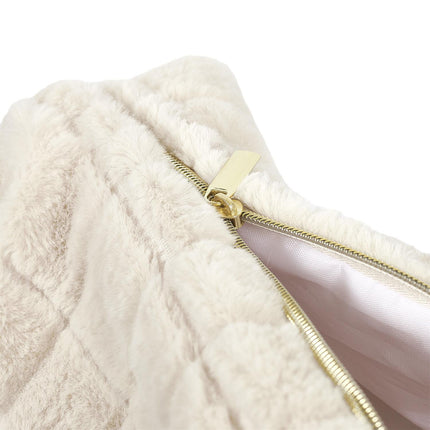 Kosmētikas somiņa no mākslīgās kažokādas – krēmkrāsas