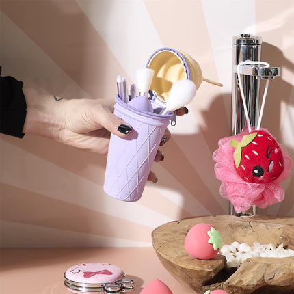 Kawaii kosmētikas otu komplekts ar futrāli “Saldējums”