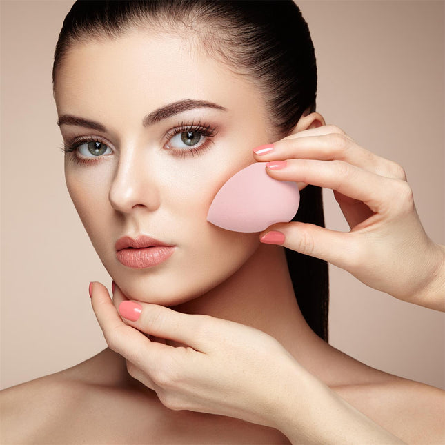 Maiga kosmētikas sūklīša make-up uzklāšanai 4 veidi