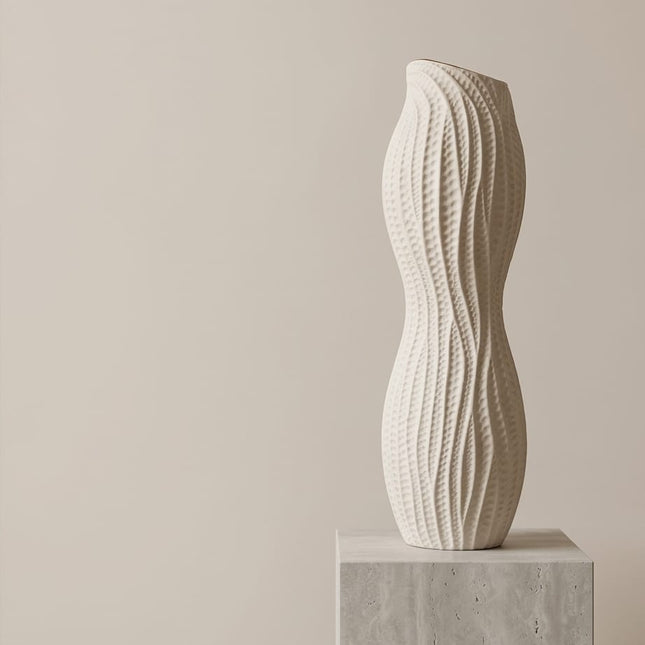 Liela dekoratīvā māla vāze ar zelta akcentu – 60 cm
