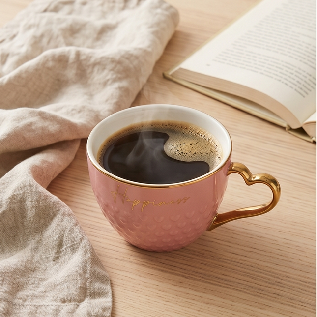Porcelāna krūze “Happiness” ar sirds formas zelta rokturi 500ml